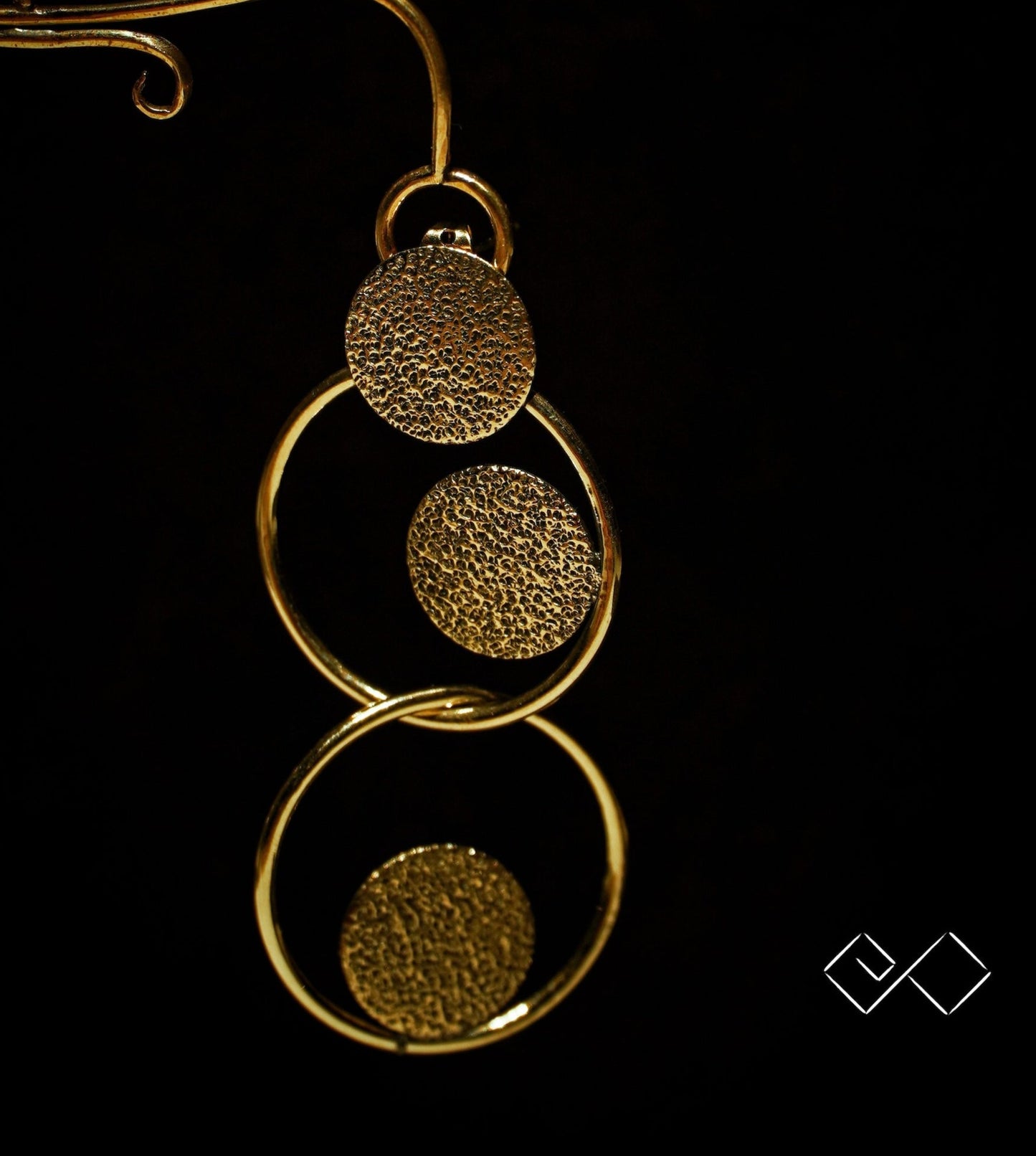 Grandeur Earring